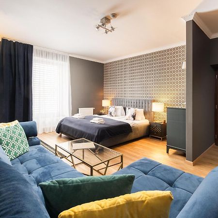 Wine & Wellness Hotel Besedni Dum วาลติตซา ภายนอก รูปภาพ