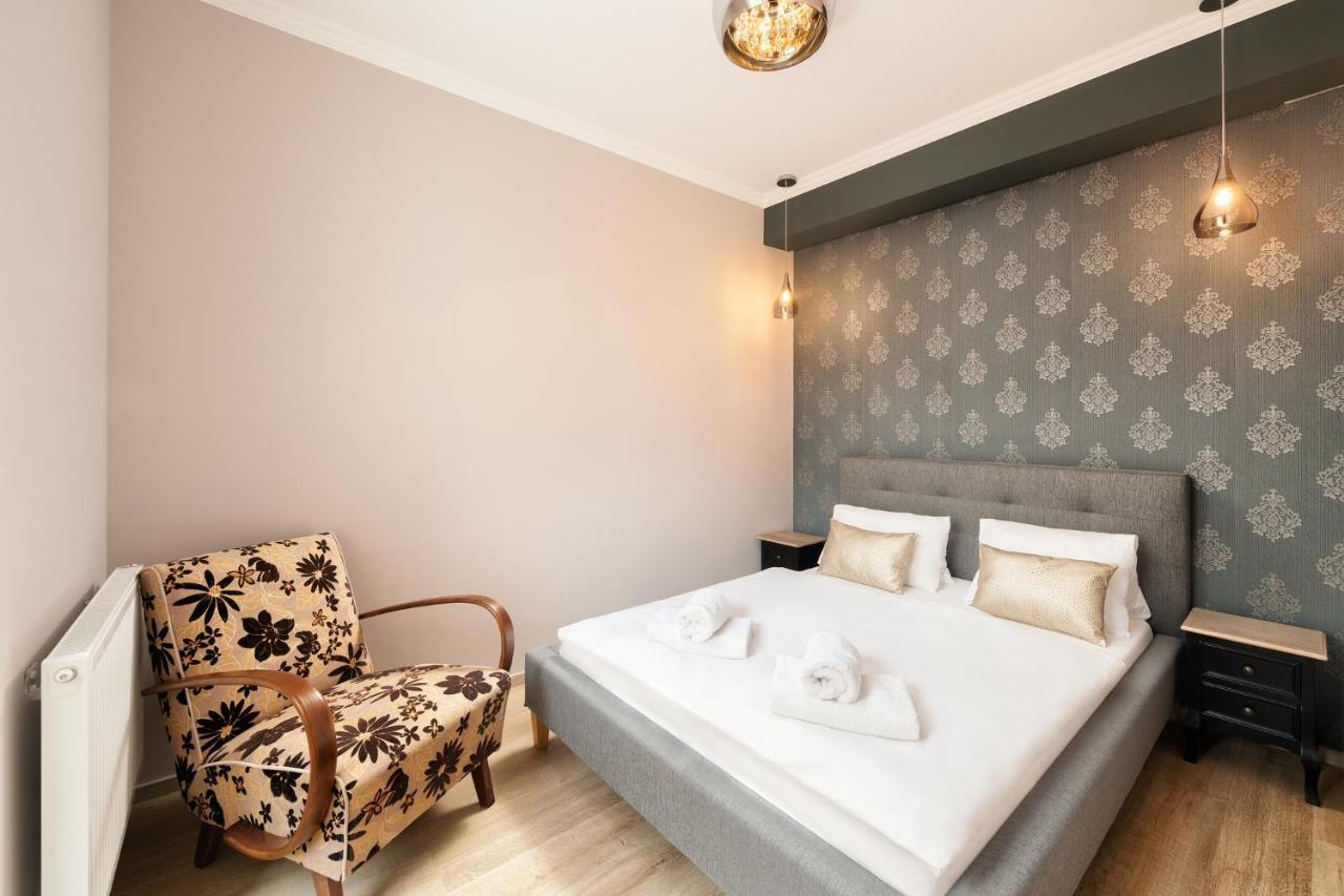 Wine & Wellness Hotel Besedni Dum วาลติตซา ภายนอก รูปภาพ