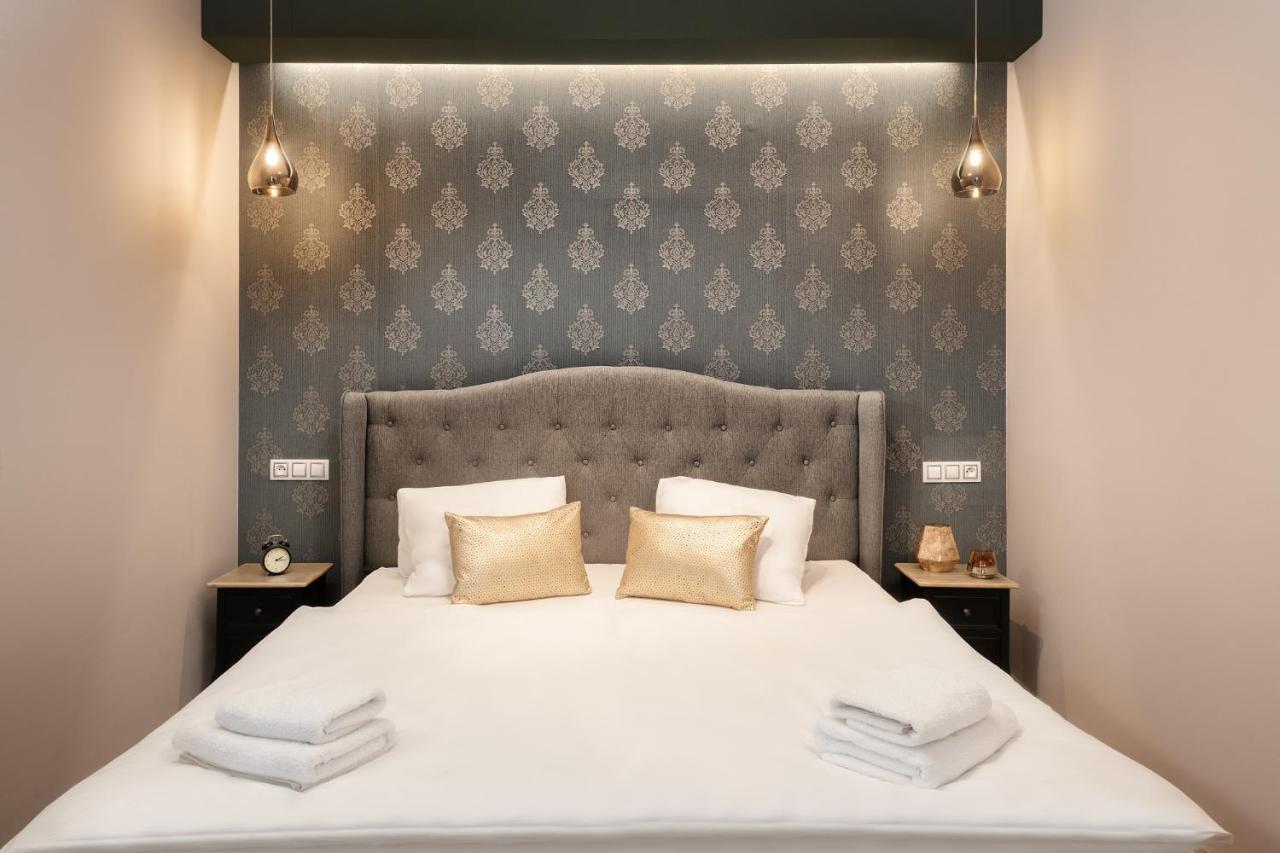 Wine & Wellness Hotel Besedni Dum วาลติตซา ภายนอก รูปภาพ